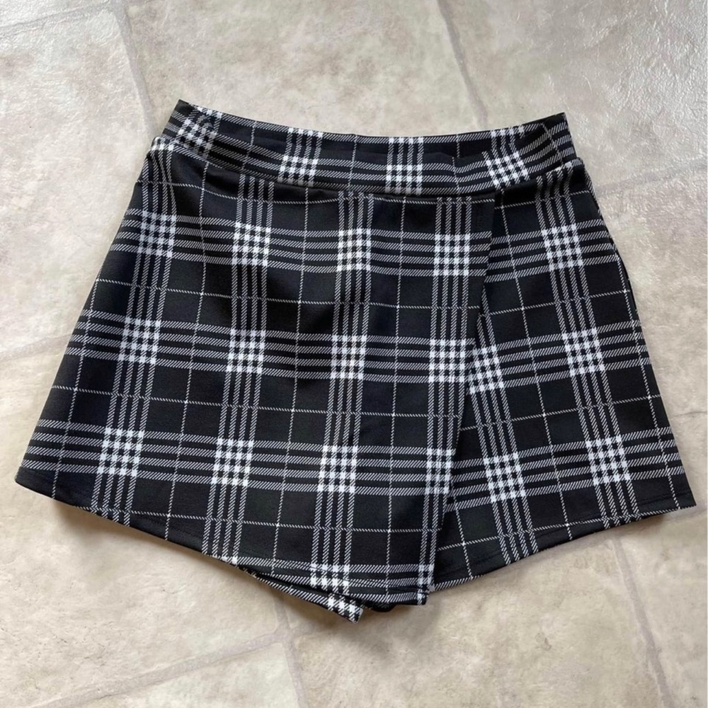 Small plaid skirt short size s